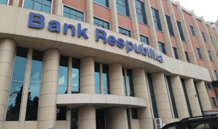 “Bank Respublika”da əhalinin əmanətləri kəskin azaldı