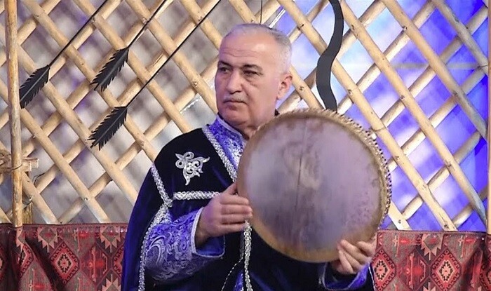 Pezeşkianla şəklimi göstərdim, buraxdılar - Xanəndə