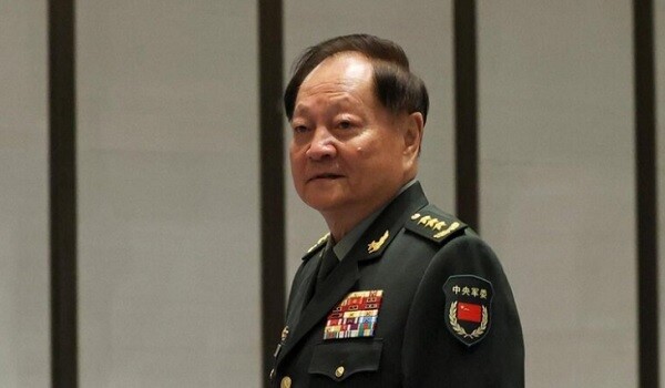 Szinpinin sağ əli dövlətə xəyanətdə ittiham olunur