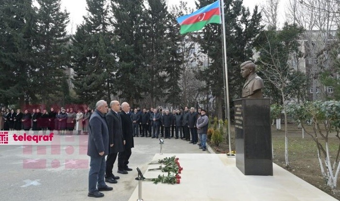 Natiq Qasımovun büstünün açılışı oldu - Foto