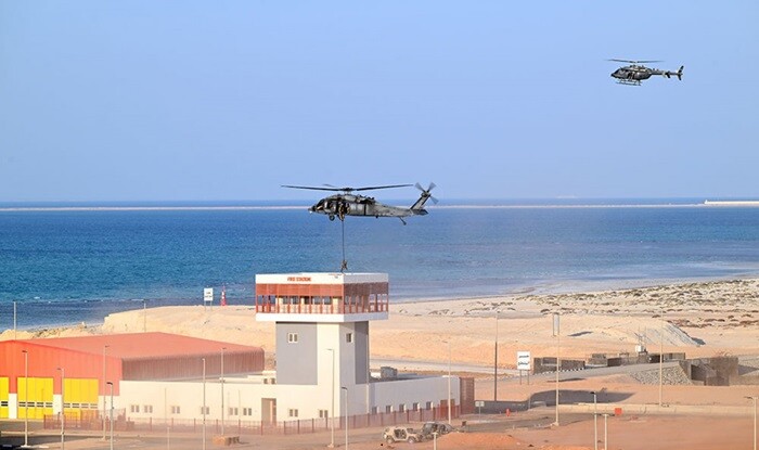 Hərbçilərimiz Əbu-Dabidə "terrorçuları" zərərsizləşdirdi - Video