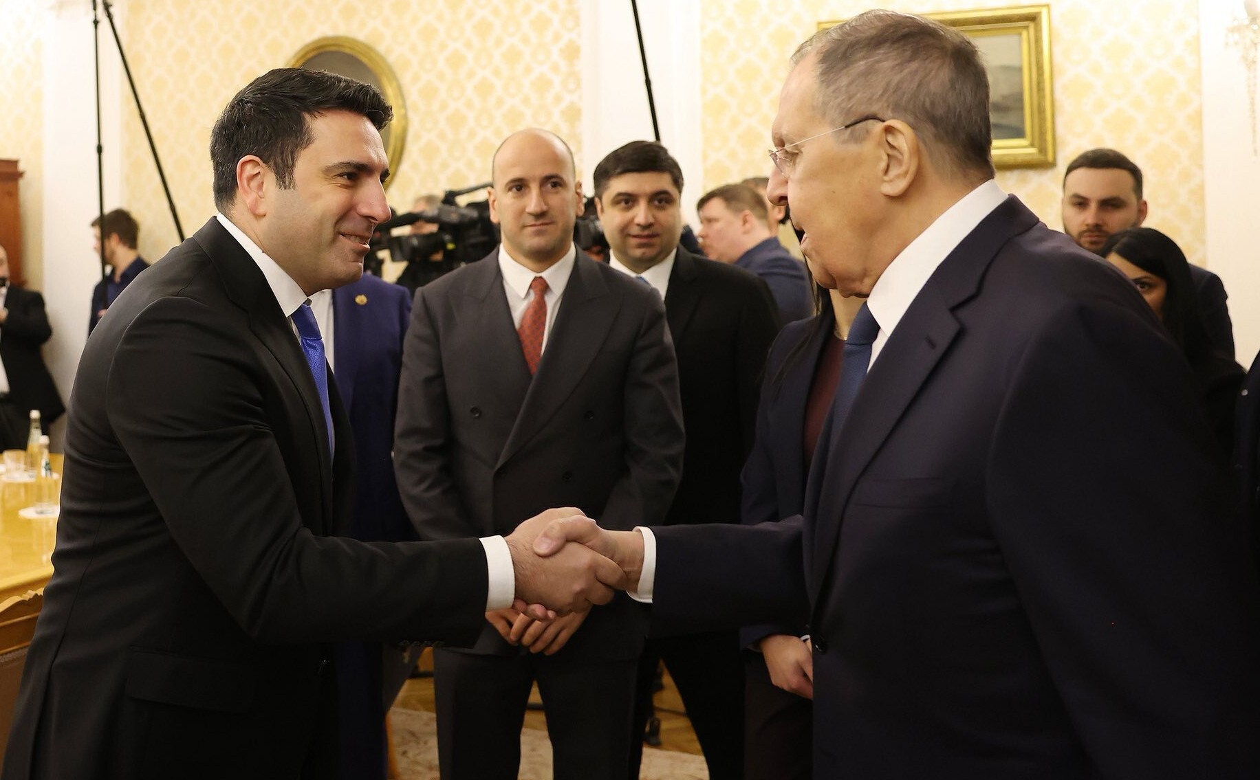 Lavrovla Simonyanın görüşü gərgin keçdi