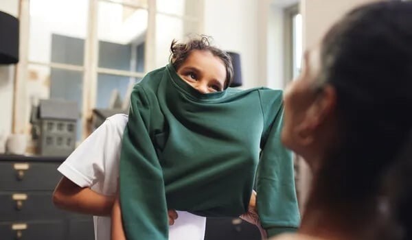 Uşağınızı belə geyindirməyin - Soyuq havada edilən səhv