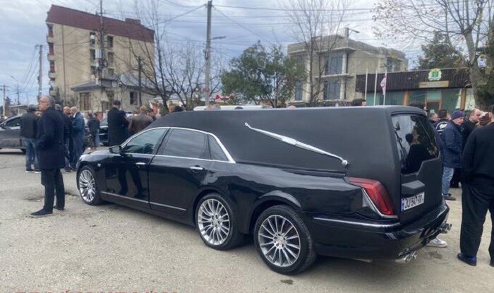 SSRİ-nin ən məşhur oğrusu Gürcüstanda dəfn edildi