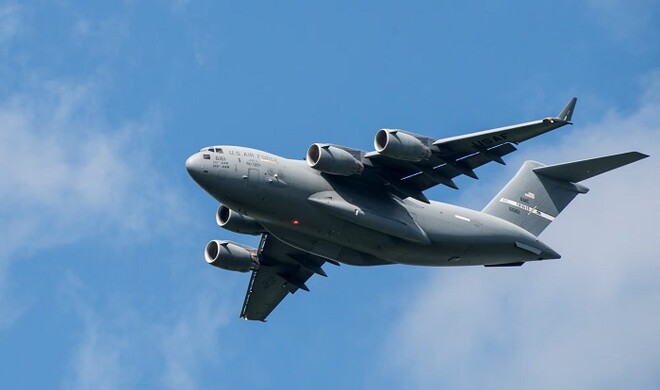 В Баку и Ереван прилетели 21 военный самолет США