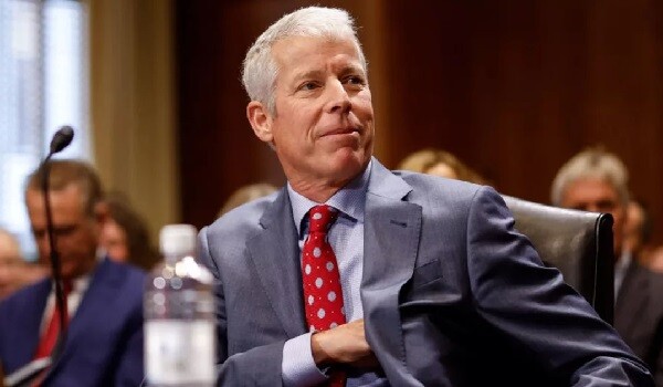 Kris Rayt Venesuelaya səfər etdi