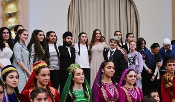 "Nar" uşaqların yaradıcılıq təşəbbüsünə dəstək oldu - Foto