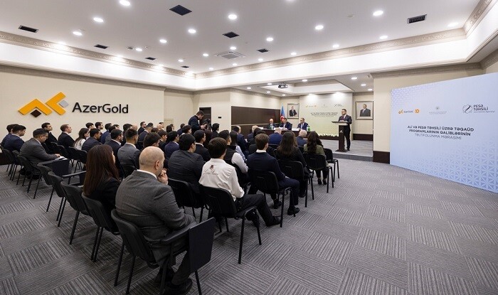 5-ci Təqaüd Proqramı müsabiqəsinin qalibləri mükafatlandırıldı