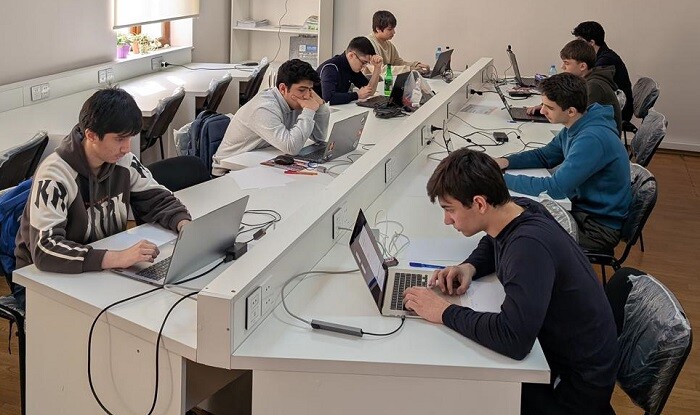 Azerbaijani students won 6 medals at international competition