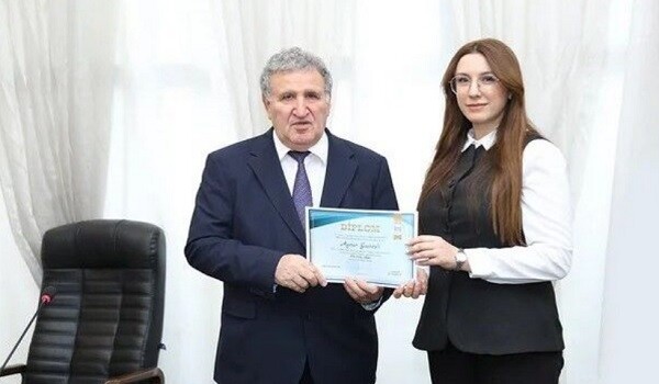 AMEA açıqlama yaydı, İsa Həbibbəylini rüsvay etdi