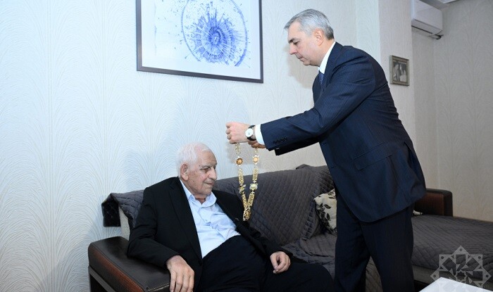 Həsənzadəyə “Heydər Əliyev” ordeni təqdim olundu - Foto