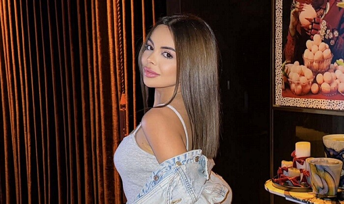 Teleaparıcının bloger qızı qəzaya düşdü