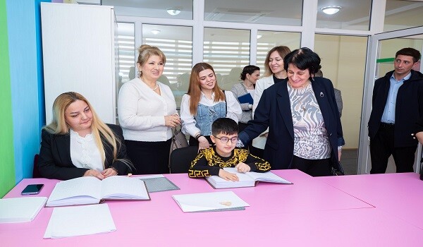 Reabilitasiya müəssisəsinə infotur təşkil olundu