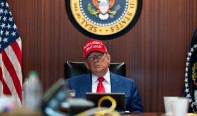 Xamenei səhər yeməyində onlarla görüşüb - Tramp