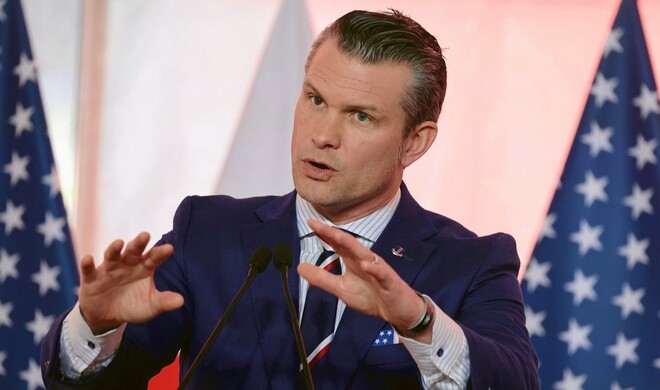 وزیر دفاع آمریکا: صنعت موشکی ایران به‌طور کامل از بین رفت