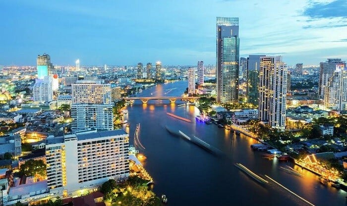 Tailand və Vyetnam xalqı evdən işləməyə çağırır