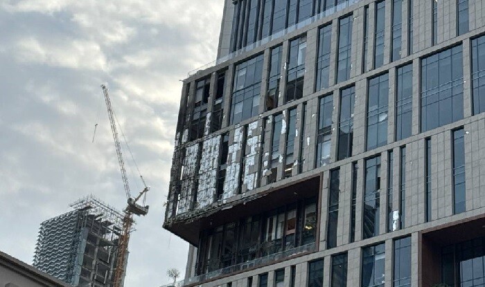 İran Dubay Beynəlxalq Maliyyə Mərkəzini vurdu - Video