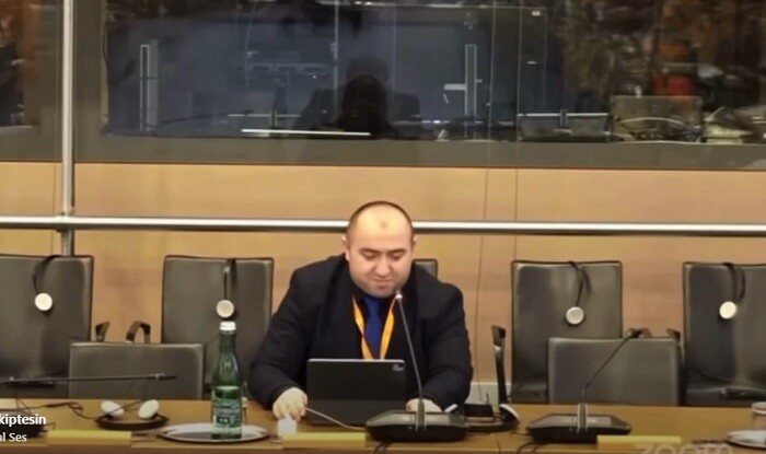 Baş redaktorun ATƏT-də biabırçı çıxışı - Video