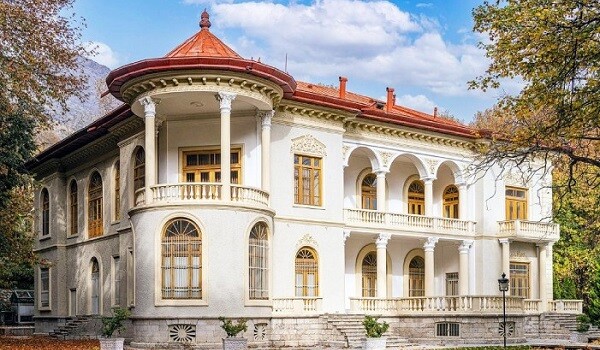 İsrail və ABŞ vurdu: Bu tarixi kompleksə ciddi ziyan dəydi