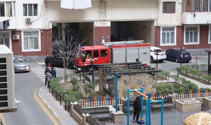 Bakıda bu binada “yanğın” oldu - Video