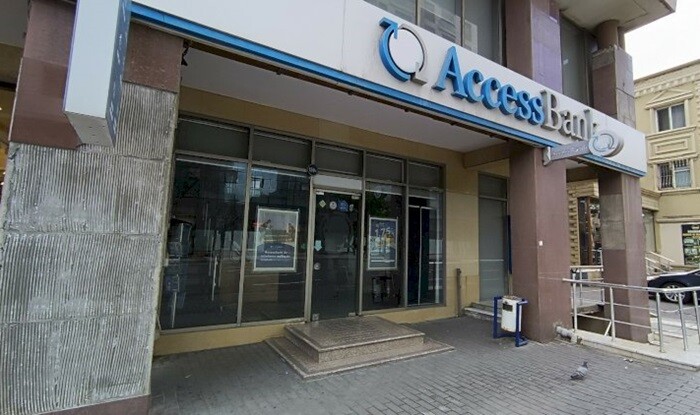 Şirkətlər “AccessBank”dakı vəsaitlərini geri çəkdi