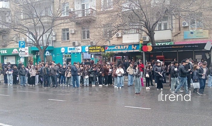 Metro nasazlığı Bakıda sıxlıq yaratdı - Foto