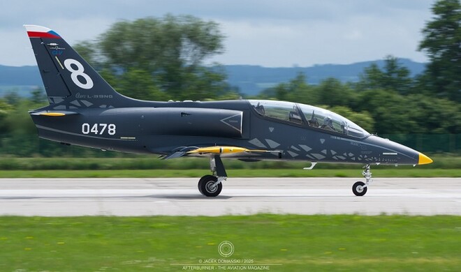Прага предлагает Баку новый учебно-боевой самолет