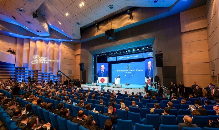 Anar Əliyev Türkiyədə Bacarıqlar Sammitində iştirak etdi