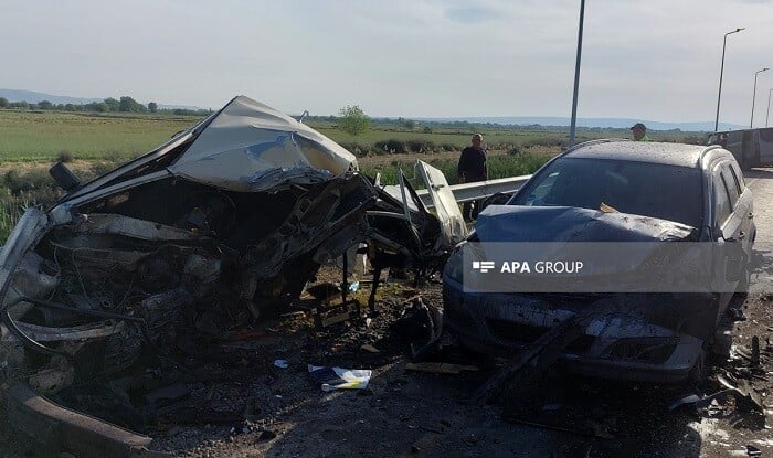 Sabirabadda zəncirvari qəza: 1 ölü, 5 yaralı - Foto