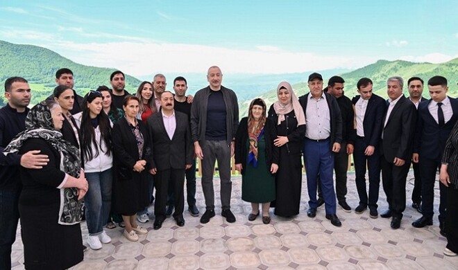 Aliyev met with residents of Boyuk Galaderesi village