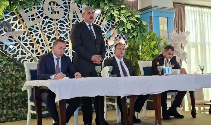 Çimərliklərin fəaliyyətinin təşkili ilə bağlı görüş keçirildi