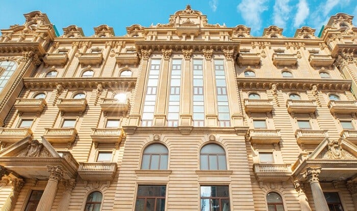 Paytaxtın mərkəzində premium yaşayışın simvolu...