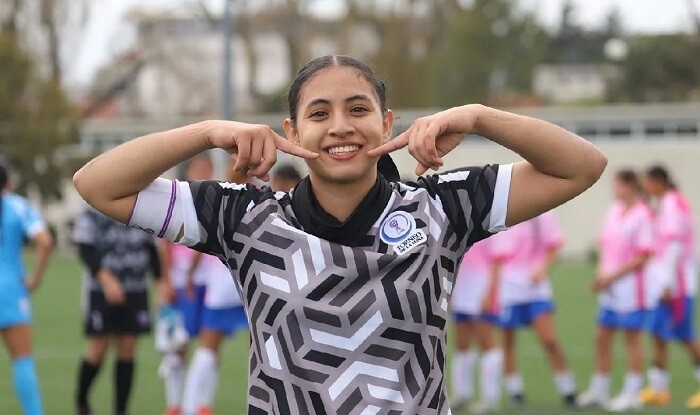 Meksikalı qadın futbolçu müəmmalı şəkildə həyatını itirdi