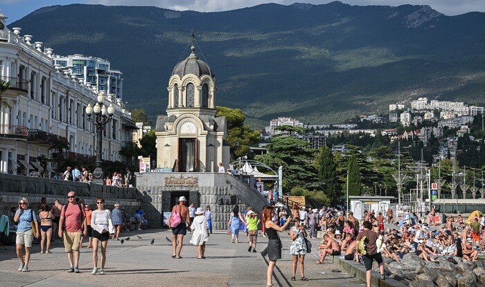 Krım xaos içində: Yarımadada turizm də dayandırıldı