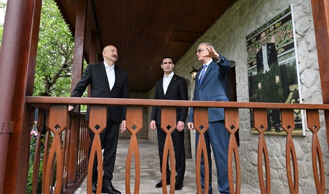 Presidents visited Bulbul’s House-Museum in Shusha - Photo