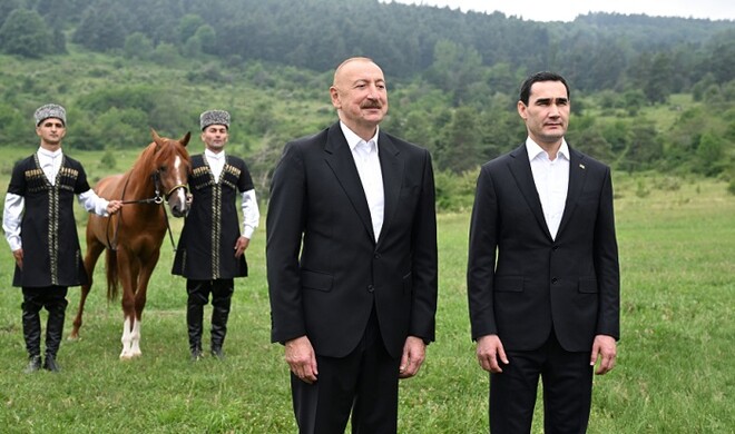 Garabagh Horse gifted to the President of Turkmenistan