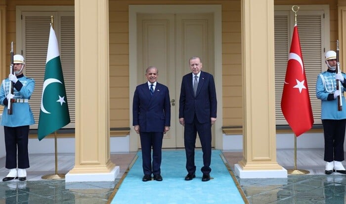 Ərdoğan Şəriflə görüşdü