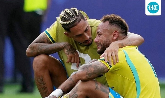 Neymar millidəki karyerasını bitirdi - Video