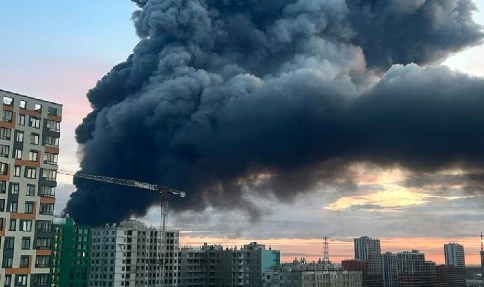 Ukrayna Sankt-Peterburqu bombaladı - Video