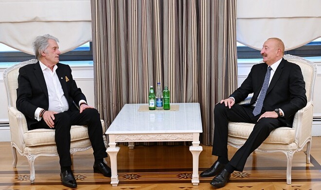 Aliyev meets former Ukrainian President Yushchenko -