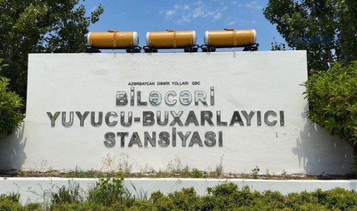 Neft daşıyan çən vaqonlar necə yuyulur? - Video