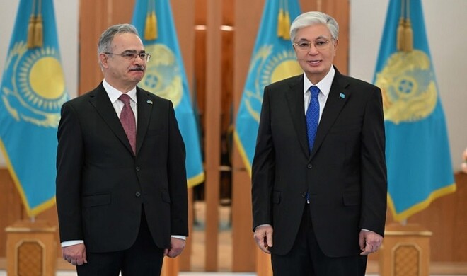 Azerbaijani ambassador presents his credentials to Tokayev