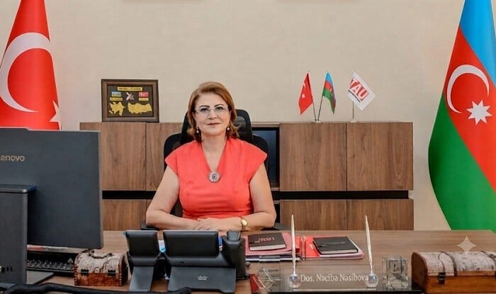Rektor tələbələri təbrik etdi: Sizi iki fərqli diplom gözləyir