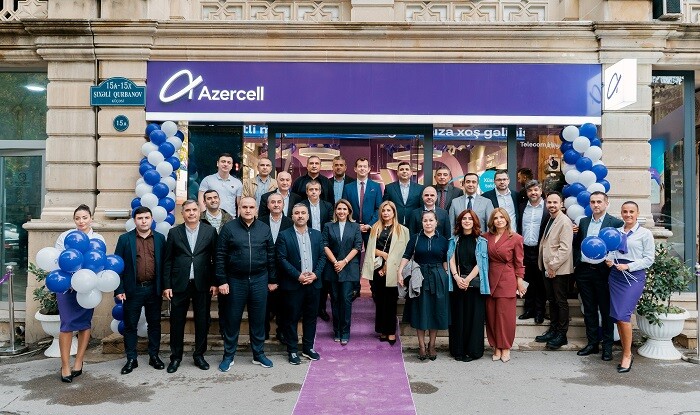 Azercell ilk yeni nəsil diler mağazasını istifadəyə verir