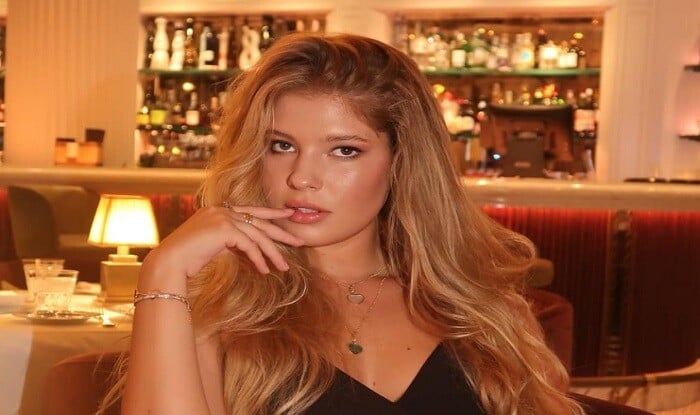 Ukraynalı modelin olduğu təyyarə qəzaya uğradı