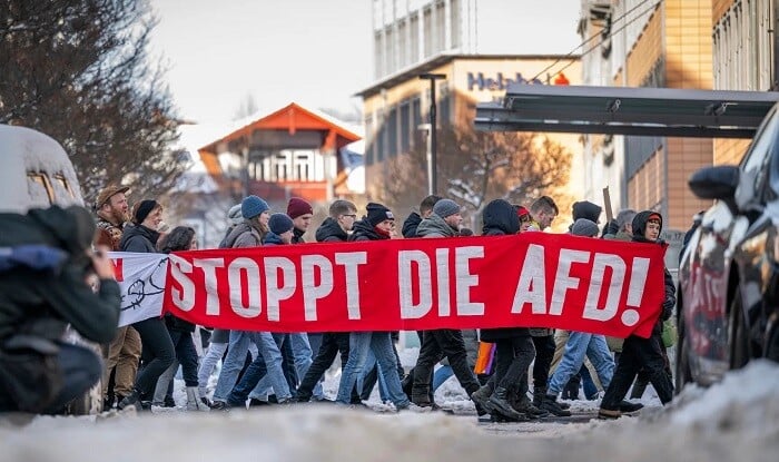Almaniyada kütləvi etirazlar: 10 minlərlə insan AfD-yə qarşı...