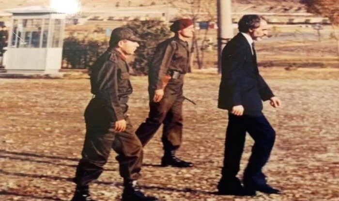 Tarixi foto: Kozinoğlu Əlçibəylə birgə... - Foto