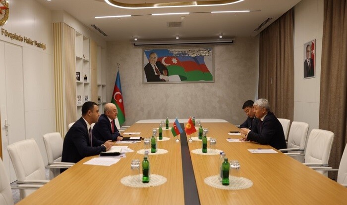 Kəmaləddin Heydərov Qırğızıstan səfiri ilə görüşdü