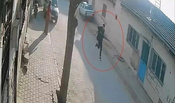 Türkiyədə məktəbdə hücum anı - Video