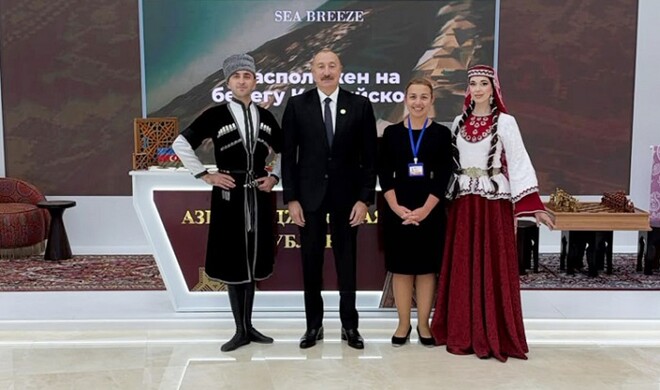 Aliyev visits Azerbaijan’s national pavilion at CIS summit -